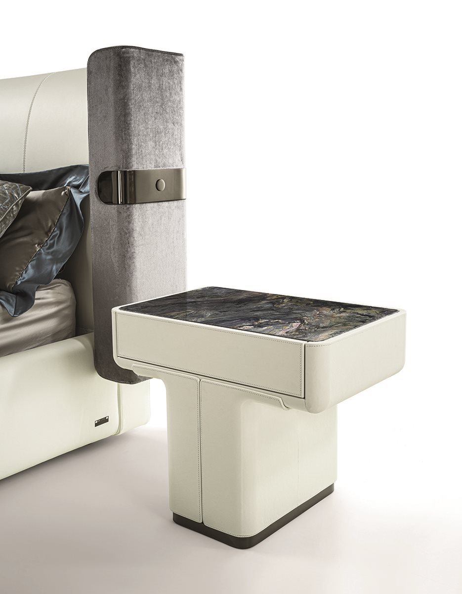 Тумбочка Фабрика LONGHI Do bedside table 