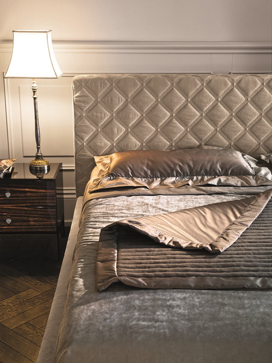 Кровать Фабрика LONGHI Helmut bed 